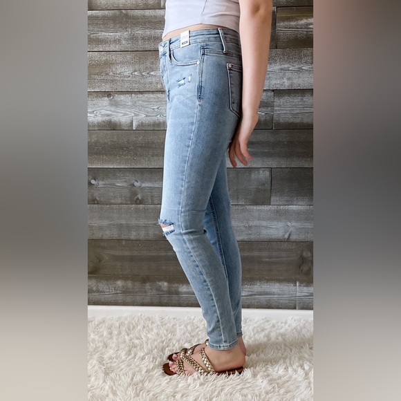 judy blue mid rise tummy control destroyed skinny jeans light wash JB88797REG LT - Picture 9 of 14